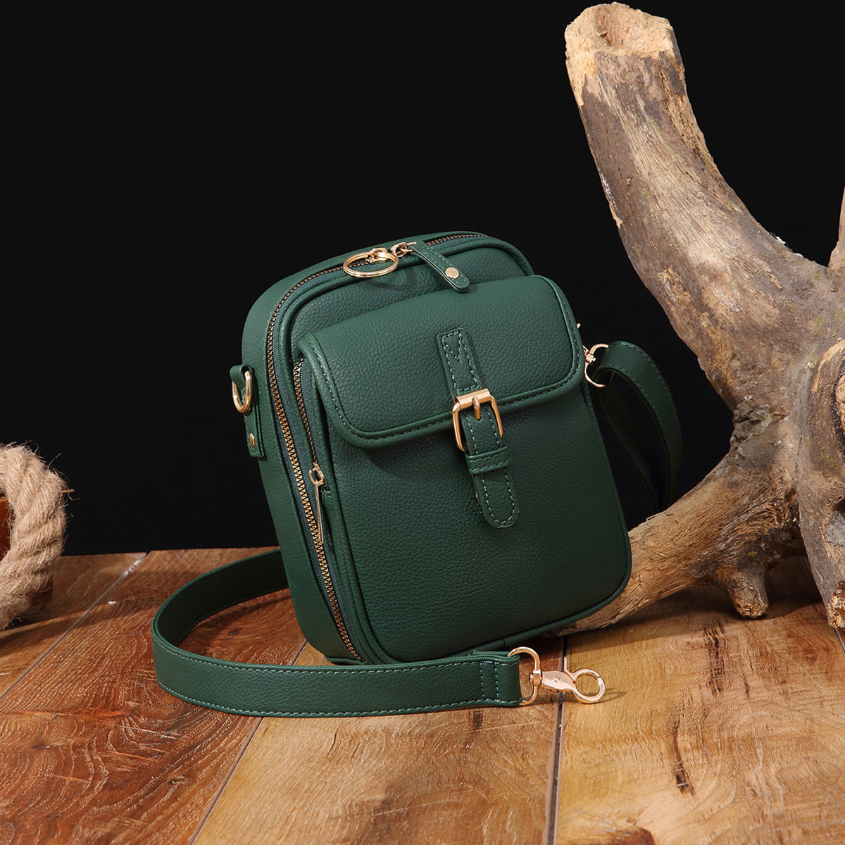 Vintage Unisex Messenger Bag – Large Capacity Retro Backpack